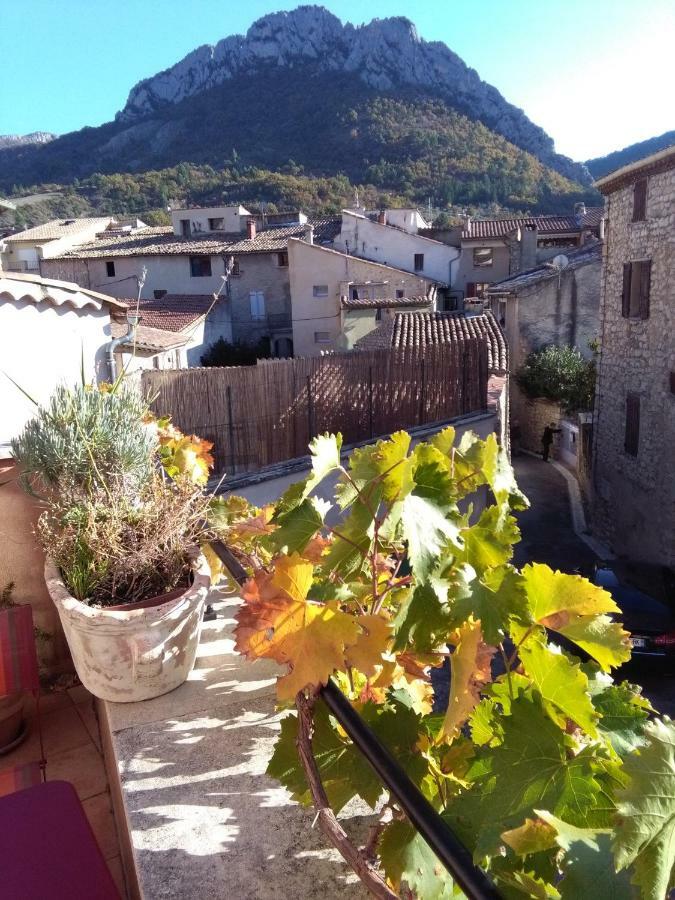 La Maison Derriere La Fontaine Buis-les-Baronnies Exterior foto